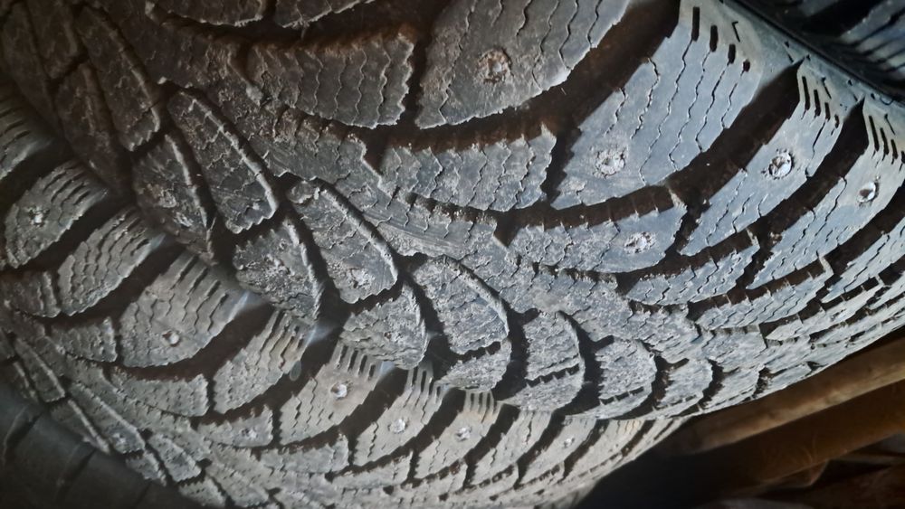 Продам шины на 15