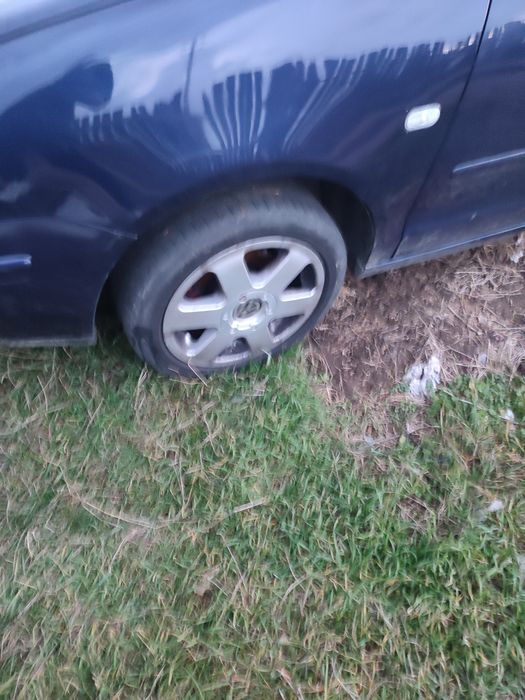 Dezmembrez vw polo 1.2 benzina