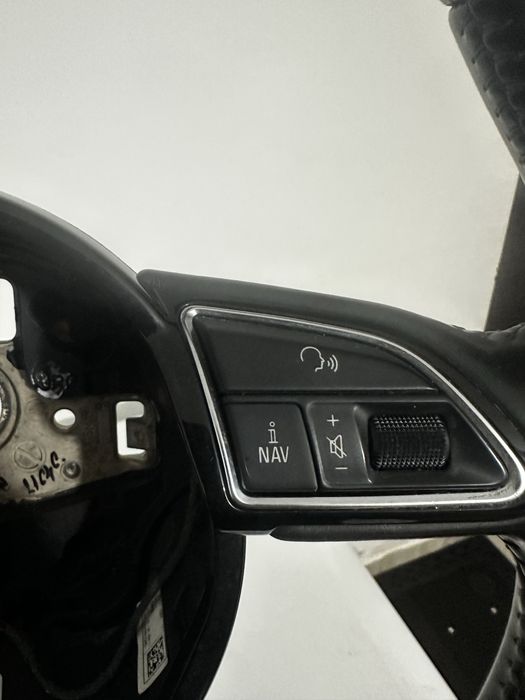 Volan audi a5 stare buna