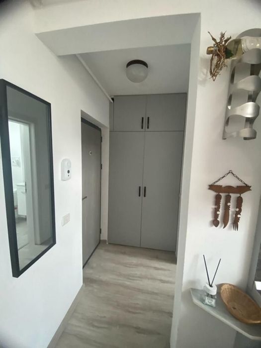 Inchiriez garsioniera 330€
