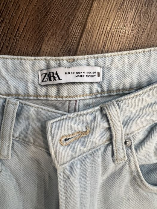 Дънки Zara.