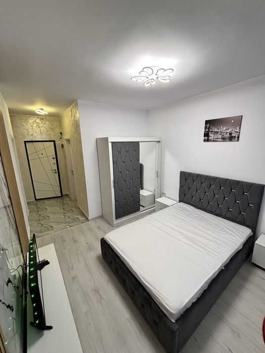 Inchiriez garsoniera  Militari Residence + loc de parcare