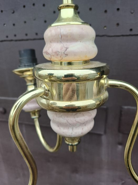 Люстра потолочная,