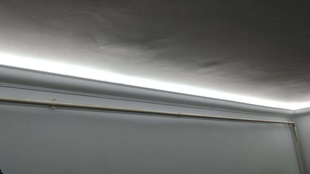 Banda led COB de 10 metri cu 288 leduri/metru alimentata direct la 220