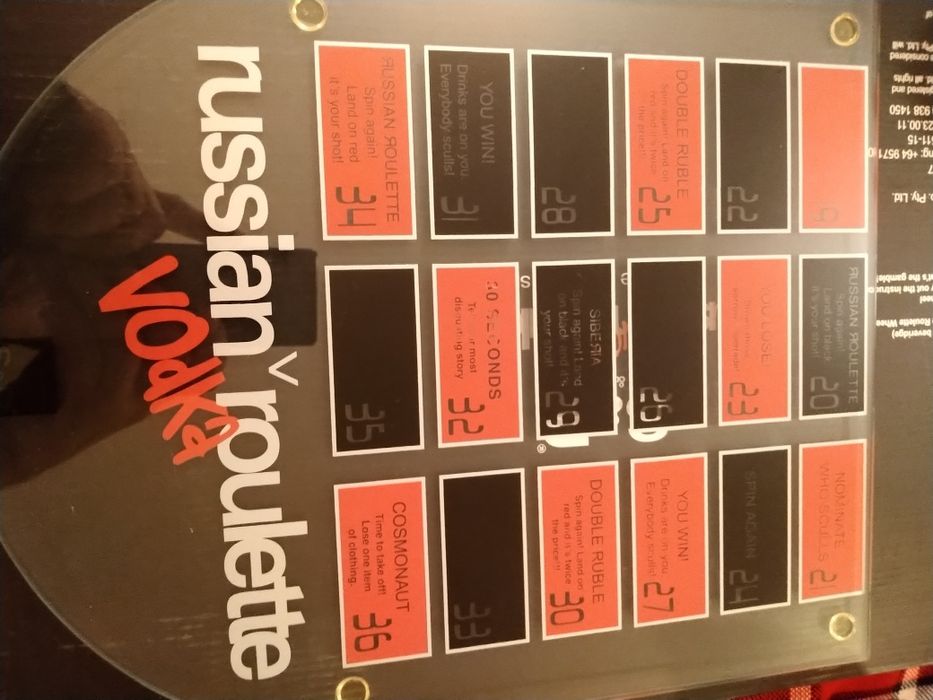 Настолна игра за възрастни - руска ролеткa