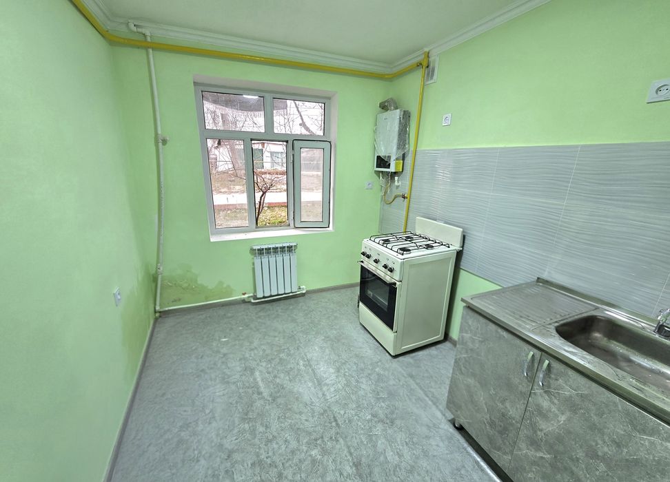 Посёлок Улугбек продаётся квартира 1/2/2 Бохор тойхона