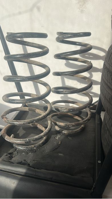 Продам пружина оригинал камри 35