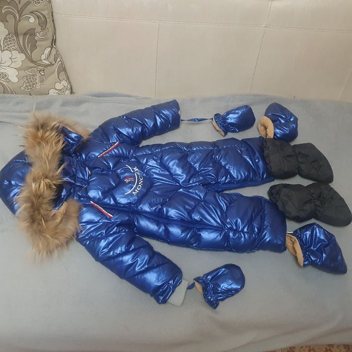 Продам детский комбинезон