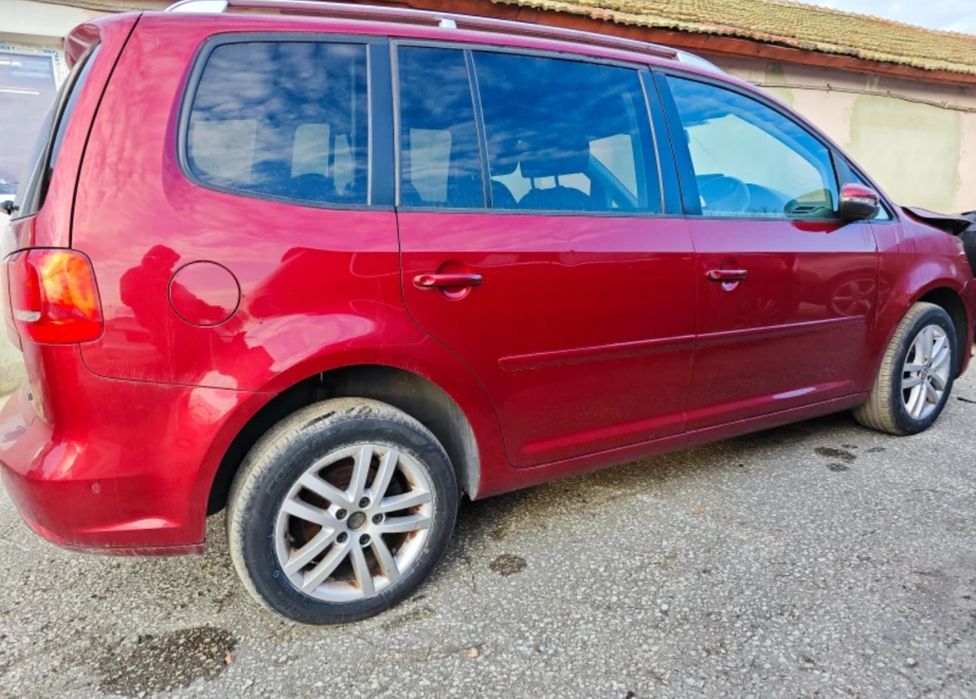 На части Vw Touran Dsg автомат 1.6 tdi Cay 7 ск Фолксваген Тоуран