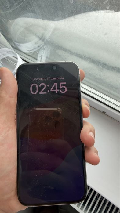 Продам iphone 15 pro 256