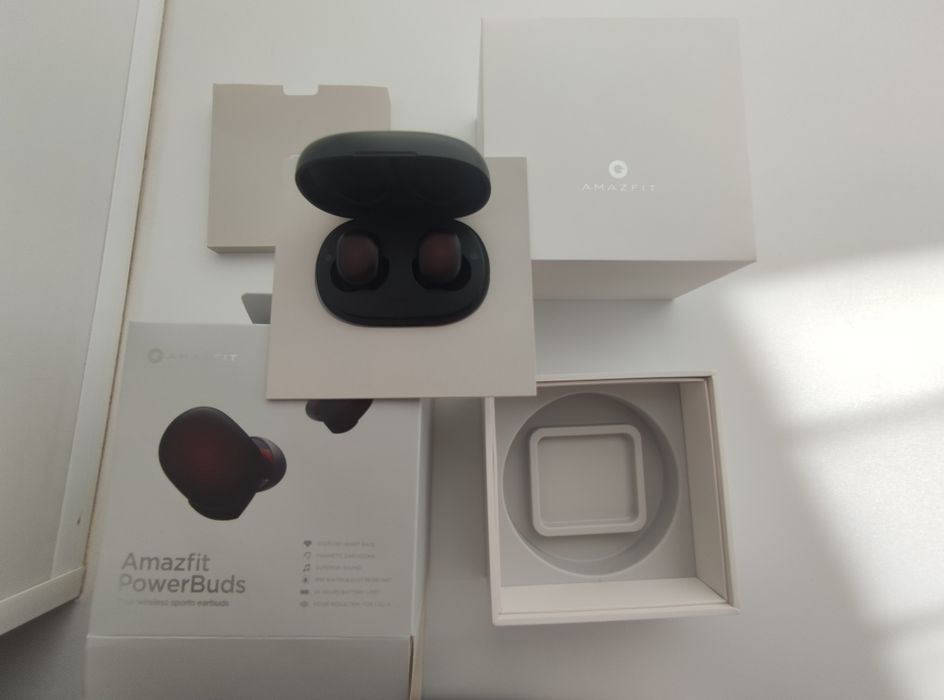 Наушники Amazfit Powerbuds