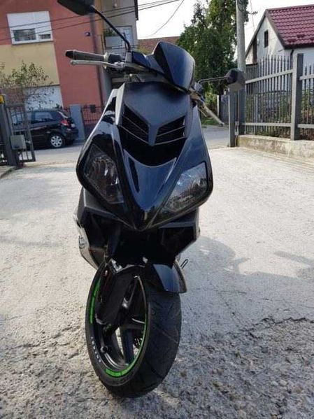 Derbi GP1 Дерби Гп 1 Скутер Мотопед НА ЧАСТИ