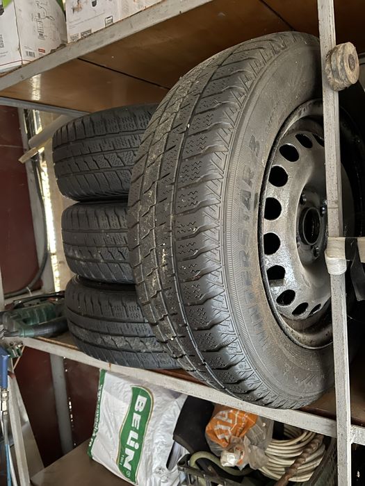 cauciucuri de iarna 175/70 R14 prindere 4x100