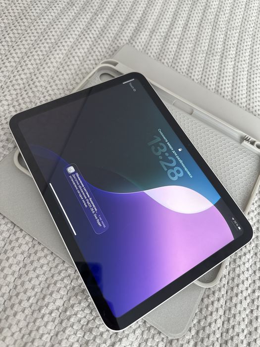Планшет Apple iPad A16