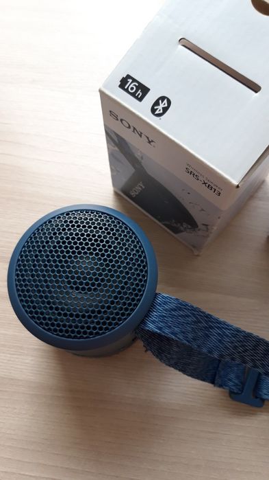 Продам колонку Sony SRX XB13