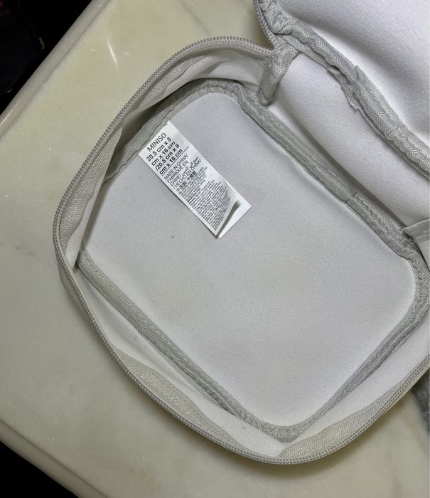 Косметички  б/у 800 тенге