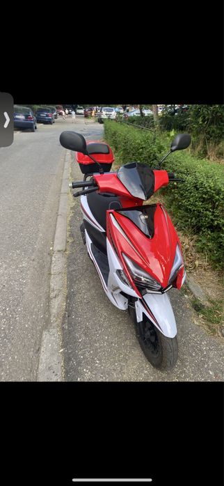 Scuter 50 cm cubi frumos, impecabil 2021