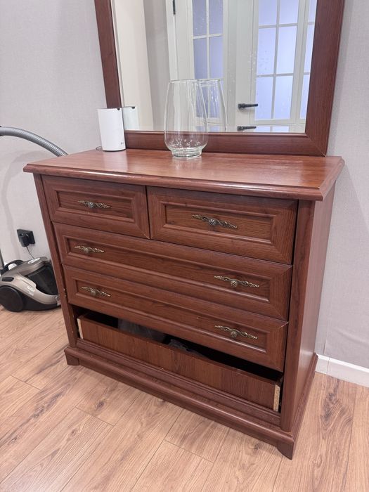 Тумба, комод с зеркалом