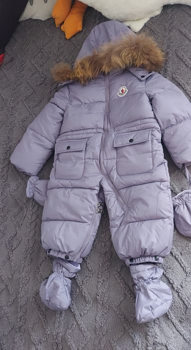 Продам зимний комбинезон детский