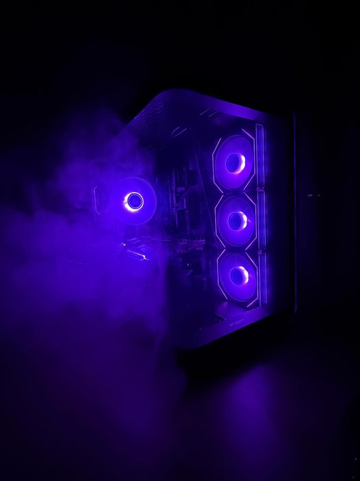 Геймърски компютър Ryzen 5 5600X & rx7800xt 16 GB