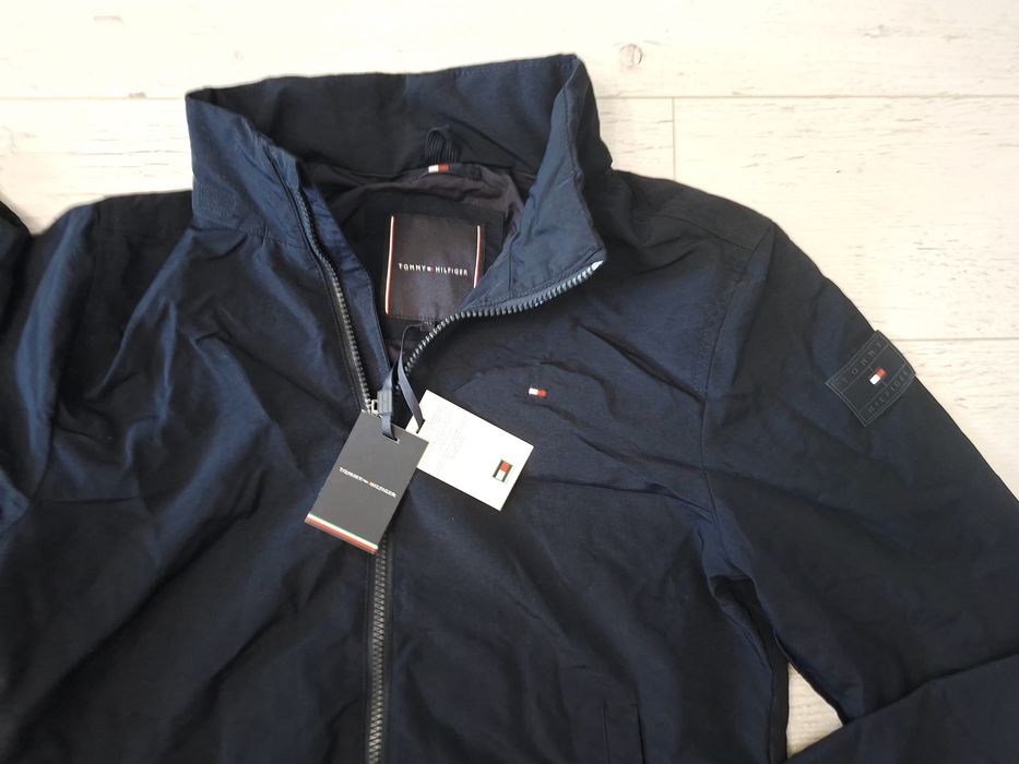 Tommy Hilfiger-Ориг. Яке Ново!!!
