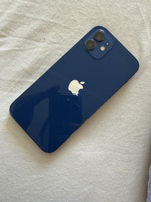 Продам iphone 12 64 гб