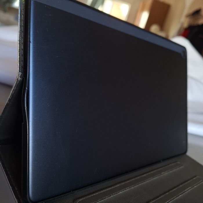 Планшет новый состаяние хорошо