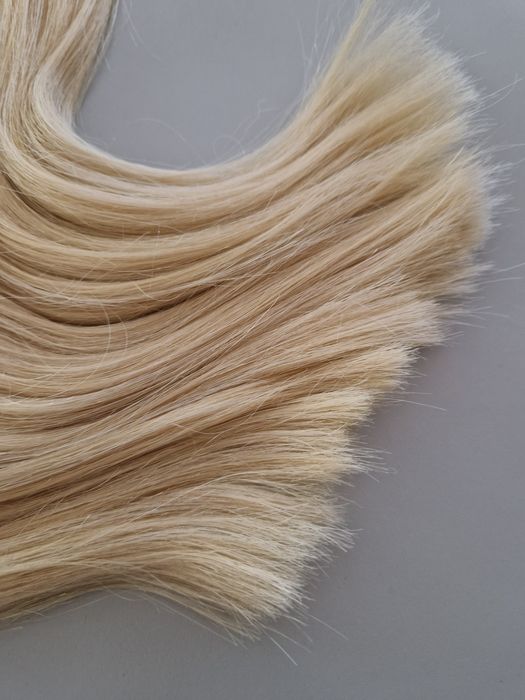 Естествена коса с плътен косъм и крайща!