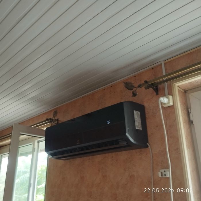 Продаётся инверторный кондиционер