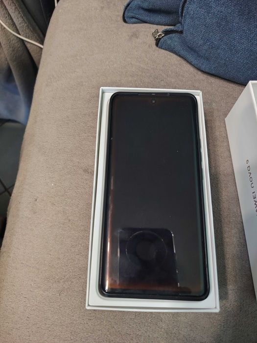 Huawei NOVA9 в много добро състояние