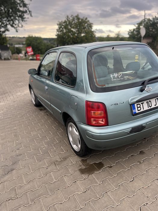 Nissan Micra 1.0 benzină – 60 CP | 2001 | 125.745 km | AC | 2 seturi roți | 2 chei