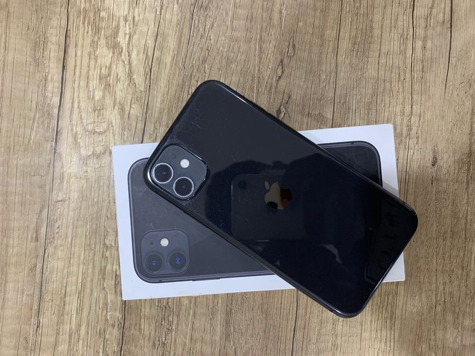 iphone 11  LLA.