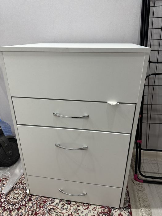 Камод туалетный столик