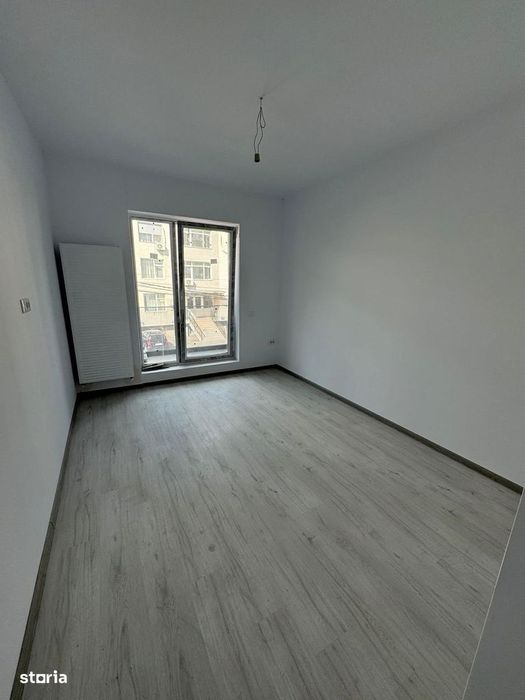 Apartament decomandat- suprafata generoasa