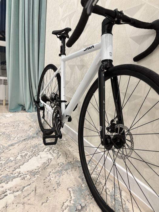 Шоссейный велосипед Java
