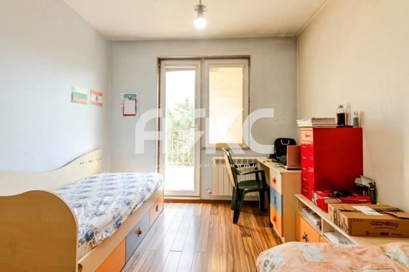 Обзаведен мезонет в кв. Манастирски ливади