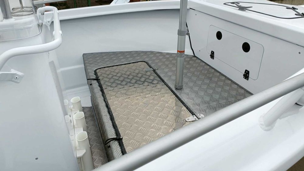 Barca din aluminiu Bay Fisher 498F