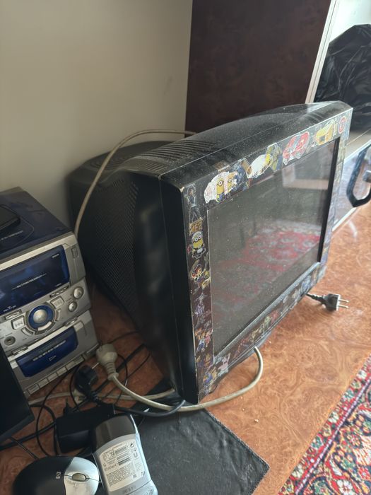 Прадаётся манитор Flatron адрес ттз-2