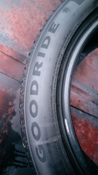 225/50/17 Goodride дот 1923