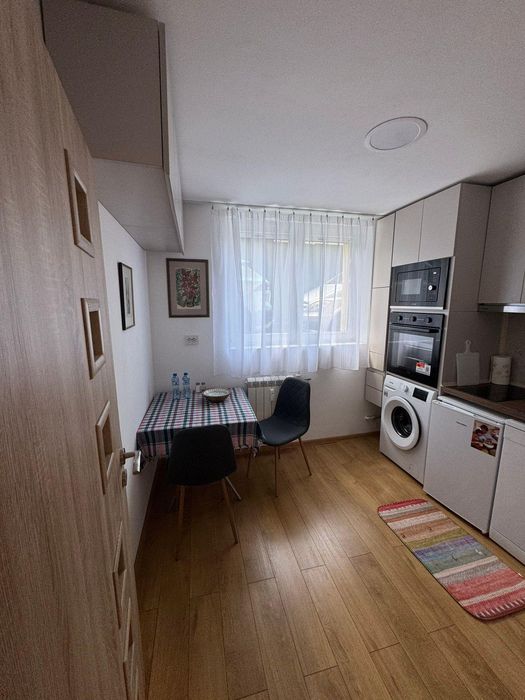 Двустаен апартамент в ж.к. Лозенец