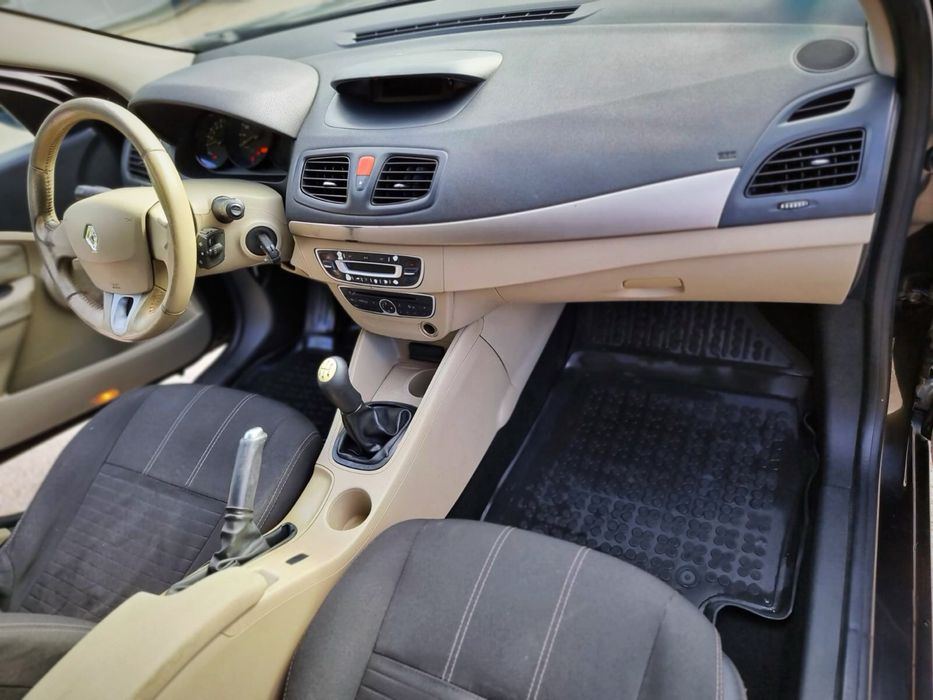 Parc Auto/ Renault Fluence/1.6 Benzina/2010