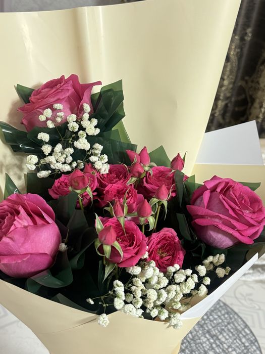 Свежи букет с оформлением