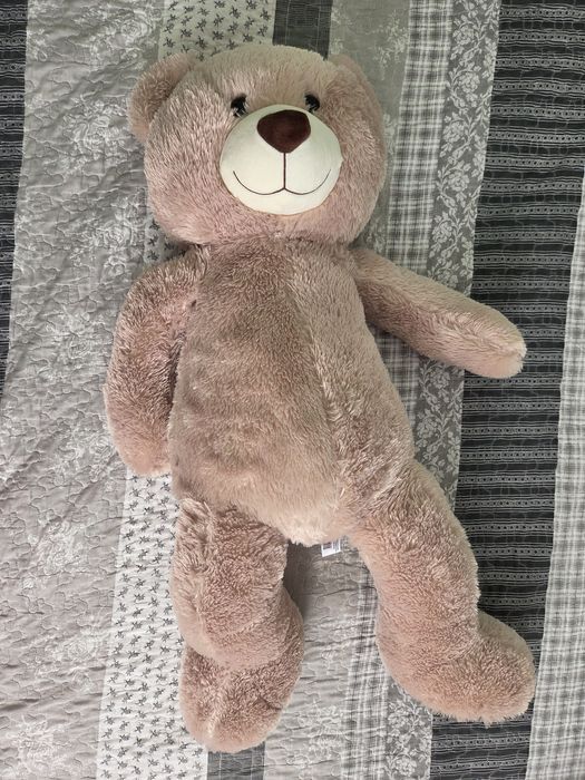 Голямо плюшено мече