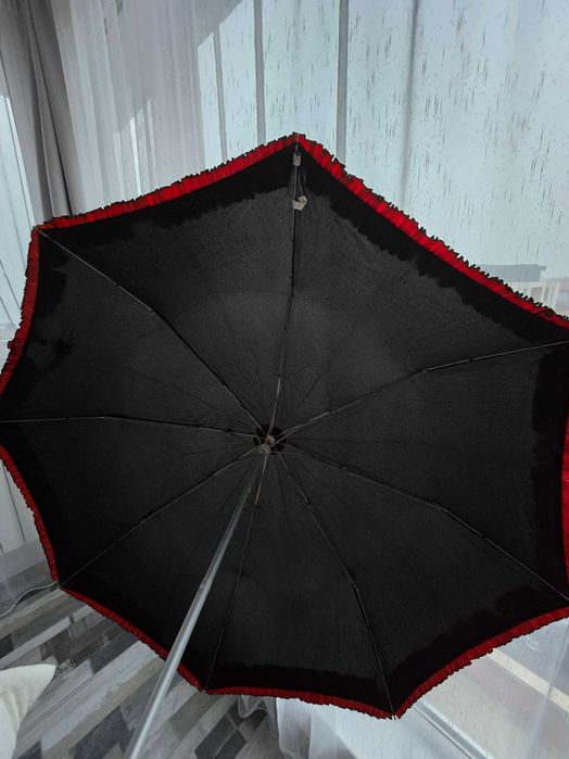 Парижки чадър от Франция – елегантен, ръчен механизъм