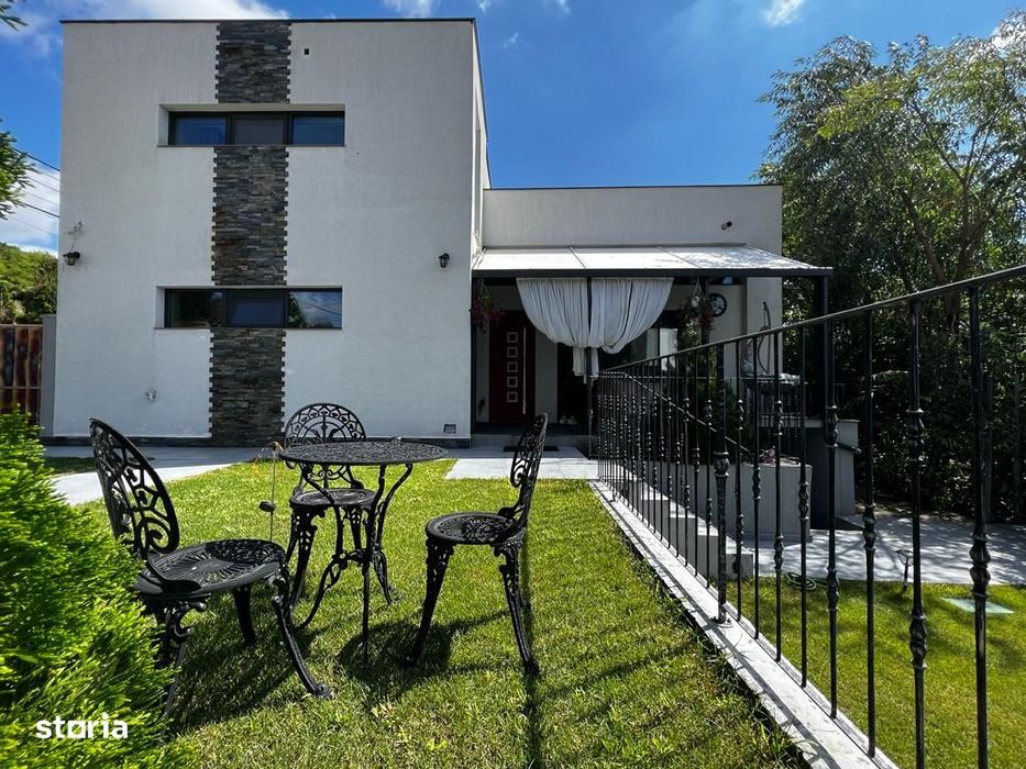 Casa Modernă cu Anexă pentru Oaspeți – Pentru Familie si/sau Afacere