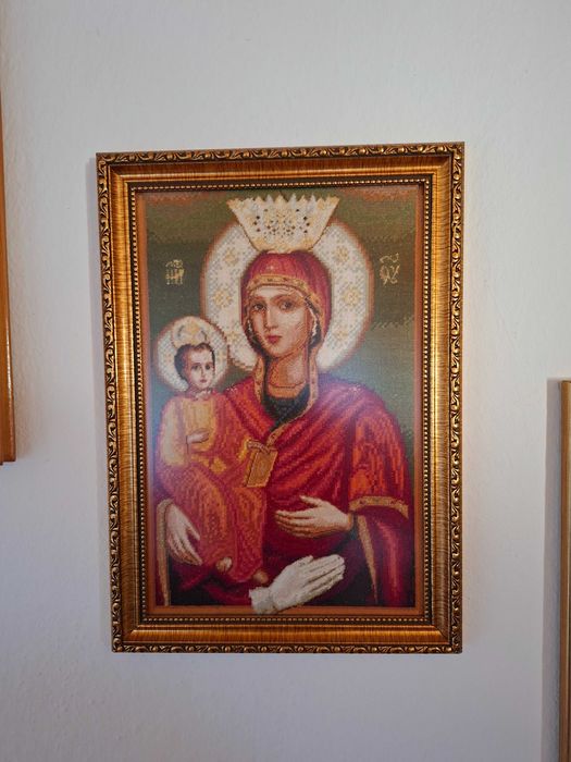Ръчно изработени гоблени 
 Handmade Tapestries – unique & framed