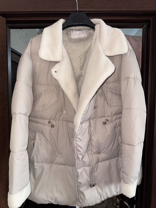 Зимняя куртка белая