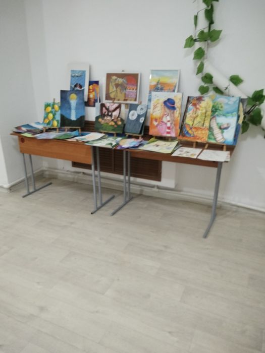 Продам парты 15 шт