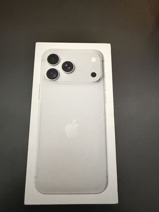 Iphone 18 PRO MAX 256GB Silver Нов