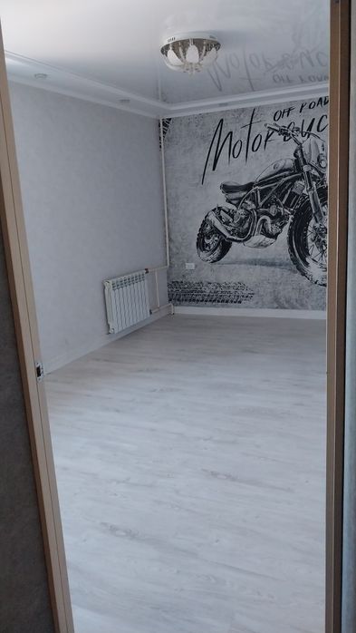 Продам 3-х комн кв в 7-25 кирпичная высотка 4 этаж высотка - Görünüm 3